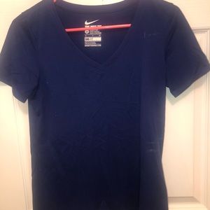 NAVY Nike tee